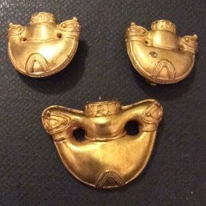 Solid gold Colombian earring and pin set